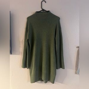 Green Turtleneck Wool Dress size XS